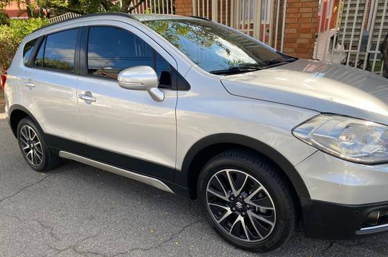 SUZUKI S-CROSS 1.6 16V VVT GASOLINA GLX 4P AUTOMÁTICO SUZUKI S-CROSS 1.6 16V VVT GASOLINA GLX 4P AUTOMÁTICO
